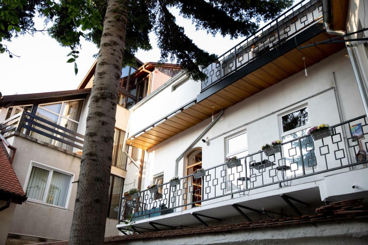 1881 Brasov Old Town - Double Room Exterior photo